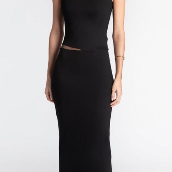 Marcella Martina one shoulder black dress. - Picture 2 of 10